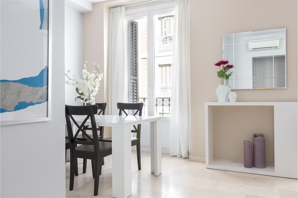 Carretas Apartments Madrid Ngoại thất bức ảnh